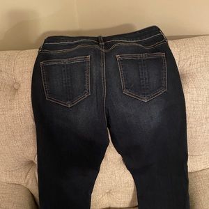 Prosperity frayed ankle jeans size 28